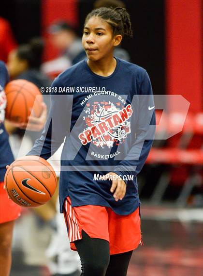 Thumbnail 1 in St. John's vs. Miami Country (Nike Tournament of Champions) photogallery.