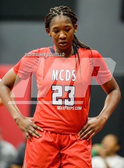 Thumbnail 2 in St. John's vs. Miami Country (Nike Tournament of Champions) photogallery.