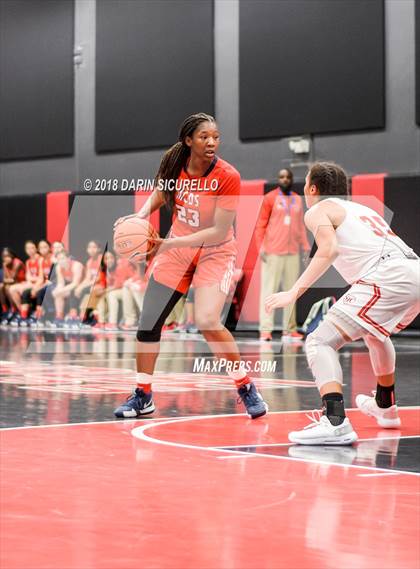 Thumbnail 2 in St. John's vs. Miami Country (Nike Tournament of Champions) photogallery.