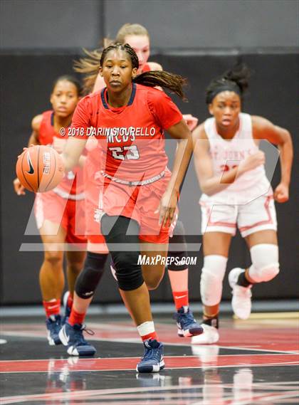 Thumbnail 1 in St. John's vs. Miami Country (Nike Tournament of Champions) photogallery.
