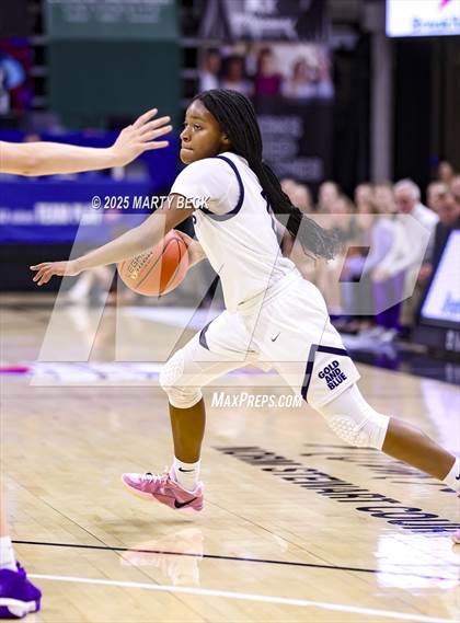 Thumbnail 3 in Principia vs Fair Grove (MSHSAA Class 3 Championship) photogallery.