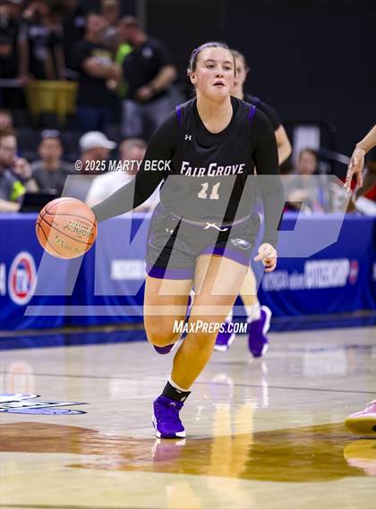 Thumbnail 2 in Principia vs Fair Grove (MSHSAA Class 3 Championship) photogallery.