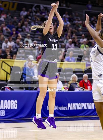 Thumbnail 2 in Principia vs Fair Grove (MSHSAA Class 3 Championship) photogallery.