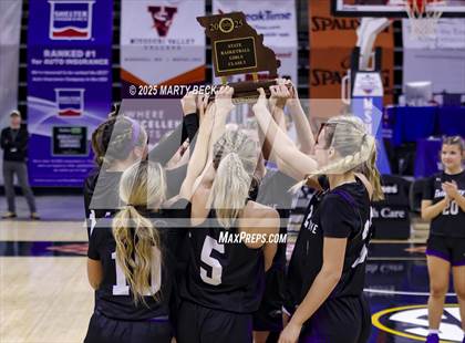 Thumbnail 1 in Principia vs Fair Grove (MSHSAA Class 3 Championship) photogallery.