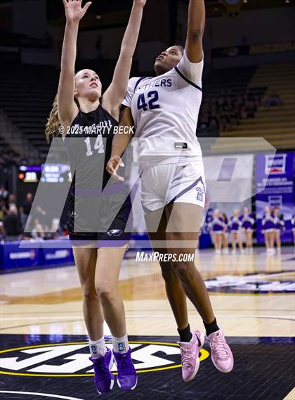 Thumbnail 3 in Principia vs Fair Grove (MSHSAA Class 3 Championship) photogallery.