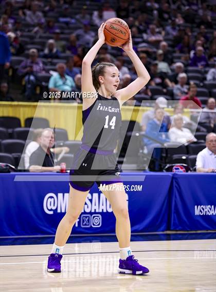 Thumbnail 1 in Principia vs Fair Grove (MSHSAA Class 3 Championship) photogallery.
