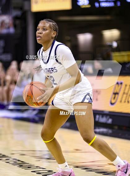 Thumbnail 1 in Principia vs Fair Grove (MSHSAA Class 3 Championship) photogallery.