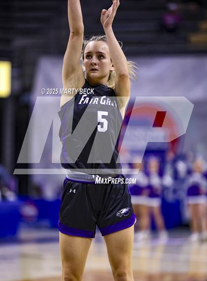 Thumbnail 2 in Principia vs Fair Grove (MSHSAA Class 3 Championship) photogallery.