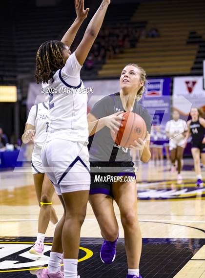 Thumbnail 1 in Principia vs Fair Grove (MSHSAA Class 3 Championship) photogallery.