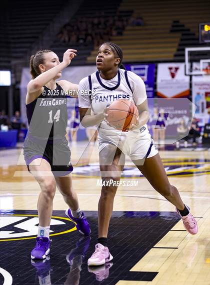 Thumbnail 3 in Principia vs Fair Grove (MSHSAA Class 3 Championship) photogallery.