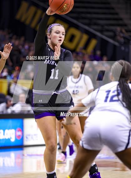 Thumbnail 2 in Principia vs Fair Grove (MSHSAA Class 3 Championship) photogallery.