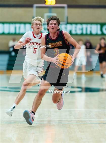 Thumbnail 2 in Mountain View vs. Mountain Ridge (Utah Autism Holiday Classic) photogallery.