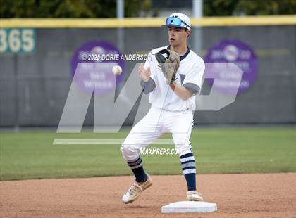 Thumbnail 1 in Inderkum @ Vista del Lago photogallery.
