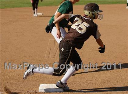 Thumbnail 1 in Canyon @ Brea Olinda photogallery.