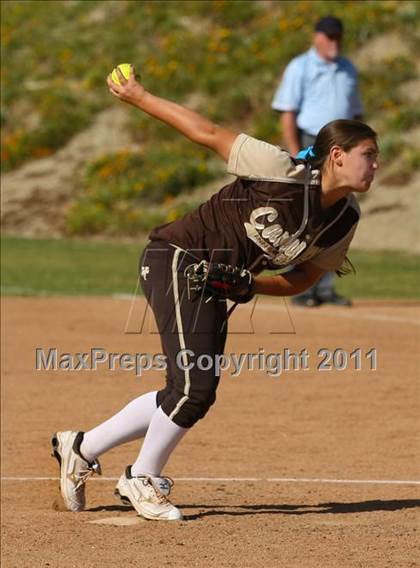 Thumbnail 2 in Canyon @ Brea Olinda photogallery.