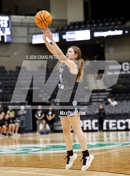 Thumbnail 2 in Snow Canyon vs. Sky View (UHSAA 4A Quarterfinals) photogallery.