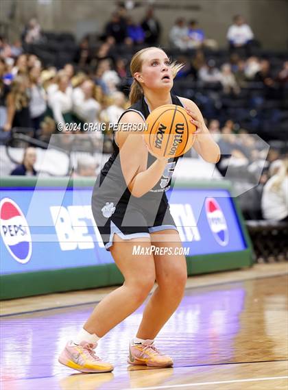 Thumbnail 2 in Snow Canyon vs. Sky View (UHSAA 4A Quarterfinals) photogallery.