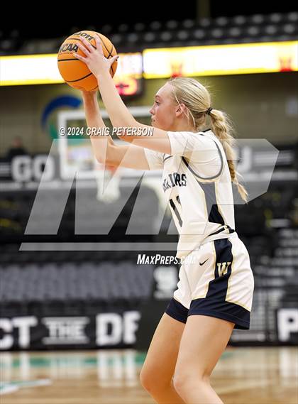 Thumbnail 2 in Snow Canyon vs. Sky View (UHSAA 4A Quarterfinals) photogallery.
