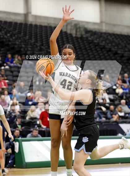 Thumbnail 2 in Snow Canyon vs. Sky View (UHSAA 4A Quarterfinals) photogallery.