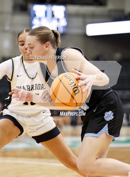 Thumbnail 3 in Snow Canyon vs. Sky View (UHSAA 4A Quarterfinals) photogallery.