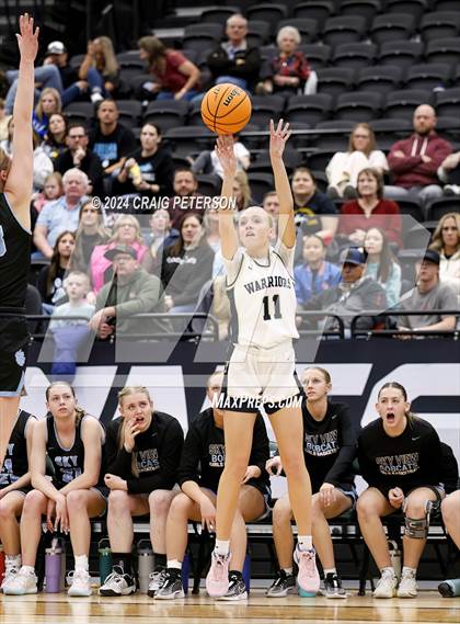 Thumbnail 3 in Snow Canyon vs. Sky View (UHSAA 4A Quarterfinals) photogallery.