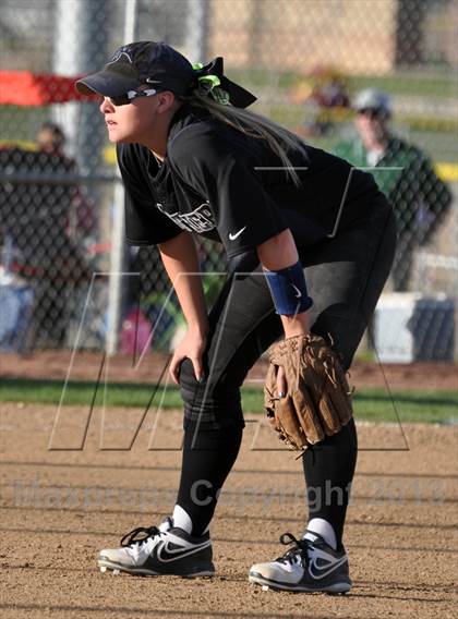 Thumbnail 3 in Farmington @ Piedra Vista photogallery.