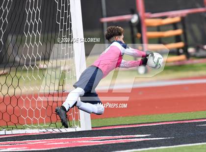 Thumbnail 3 in Lee [Robert E.] vs Bellarmine College Prep (North Texas Elite Showcase) photogallery.