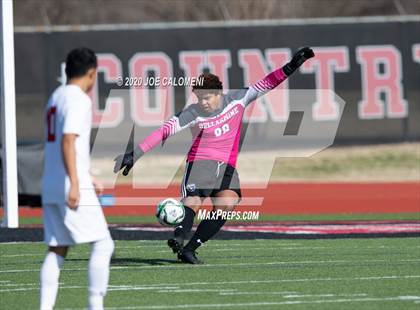 Thumbnail 2 in Lee [Robert E.] vs Bellarmine College Prep (North Texas Elite Showcase) photogallery.