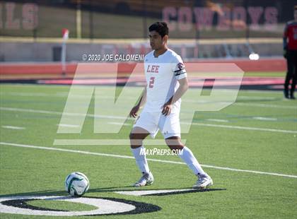 Thumbnail 2 in Lee [Robert E.] vs Bellarmine College Prep (North Texas Elite Showcase) photogallery.