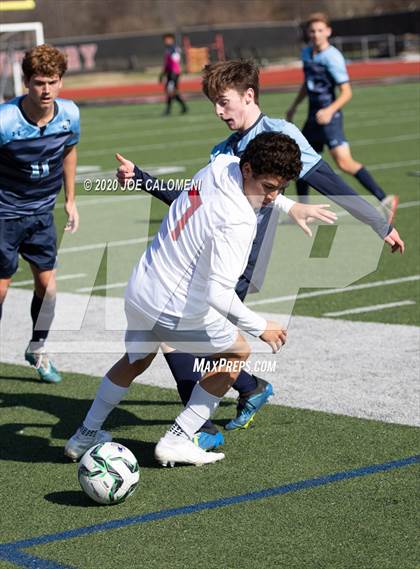 Thumbnail 1 in Lee [Robert E.] vs Bellarmine College Prep (North Texas Elite Showcase) photogallery.