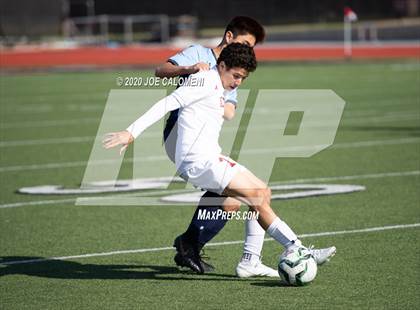 Thumbnail 1 in Lee [Robert E.] vs Bellarmine College Prep (North Texas Elite Showcase) photogallery.