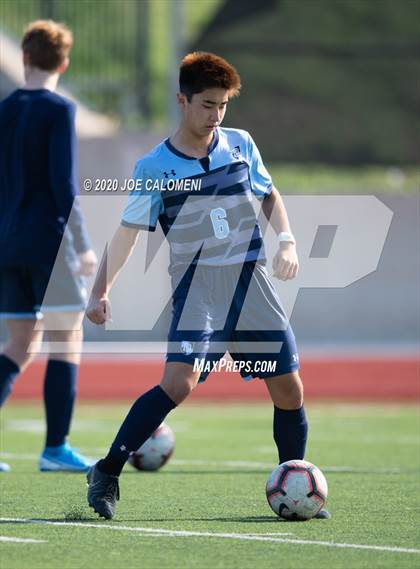 Thumbnail 3 in Lee [Robert E.] vs Bellarmine College Prep (North Texas Elite Showcase) photogallery.