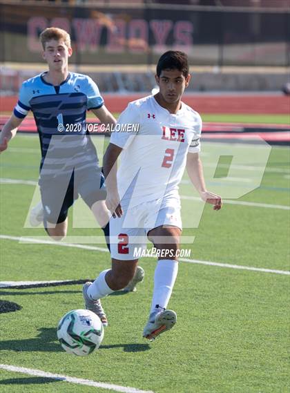 Thumbnail 2 in Lee [Robert E.] vs Bellarmine College Prep (North Texas Elite Showcase) photogallery.