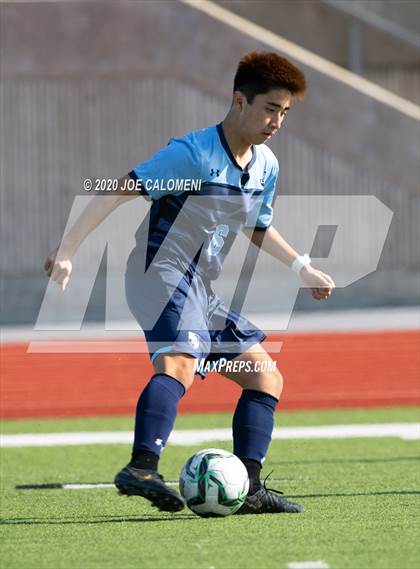 Thumbnail 1 in Lee [Robert E.] vs Bellarmine College Prep (North Texas Elite Showcase) photogallery.
