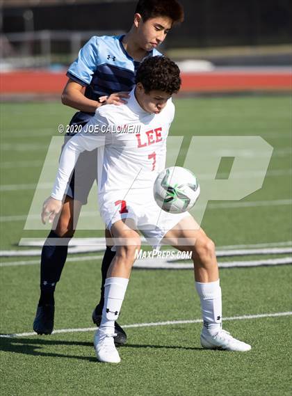 Thumbnail 2 in Lee [Robert E.] vs Bellarmine College Prep (North Texas Elite Showcase) photogallery.