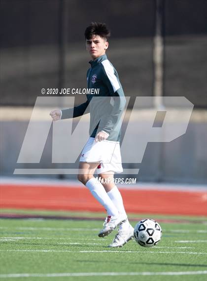 Thumbnail 2 in Lee [Robert E.] vs Bellarmine College Prep (North Texas Elite Showcase) photogallery.