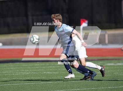 Thumbnail 1 in Lee [Robert E.] vs Bellarmine College Prep (North Texas Elite Showcase) photogallery.