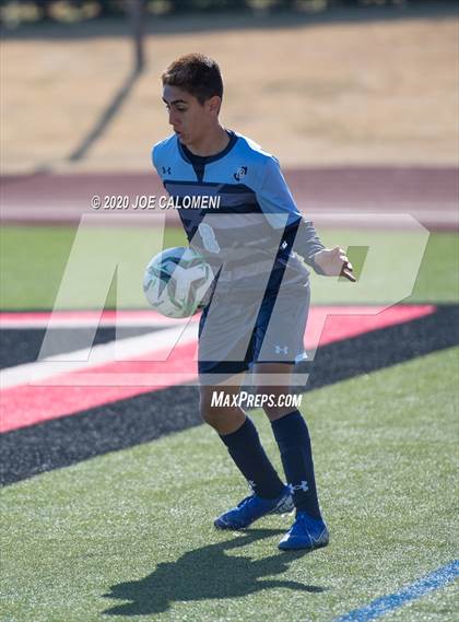 Thumbnail 1 in Lee [Robert E.] vs Bellarmine College Prep (North Texas Elite Showcase) photogallery.