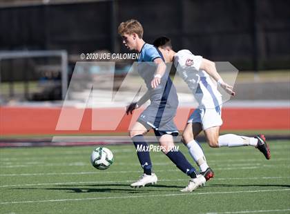 Thumbnail 3 in Lee [Robert E.] vs Bellarmine College Prep (North Texas Elite Showcase) photogallery.