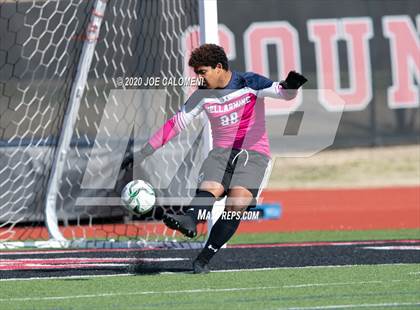 Thumbnail 2 in Lee [Robert E.] vs Bellarmine College Prep (North Texas Elite Showcase) photogallery.