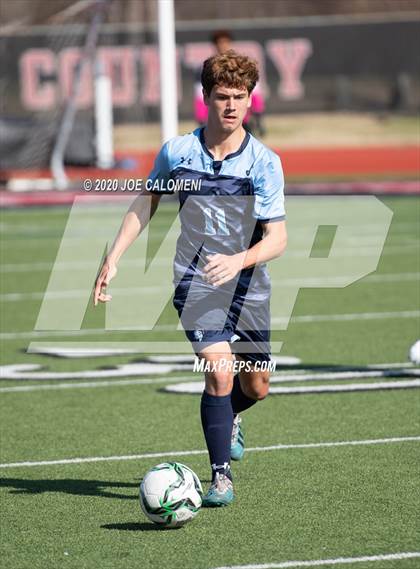 Thumbnail 1 in Lee [Robert E.] vs Bellarmine College Prep (North Texas Elite Showcase) photogallery.