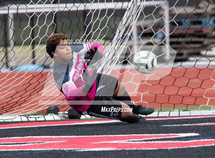 Thumbnail 2 in Lee [Robert E.] vs Bellarmine College Prep (North Texas Elite Showcase) photogallery.