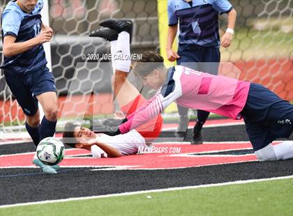 Thumbnail 1 in Lee [Robert E.] vs Bellarmine College Prep (North Texas Elite Showcase) photogallery.