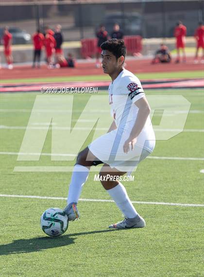 Thumbnail 3 in Lee [Robert E.] vs Bellarmine College Prep (North Texas Elite Showcase) photogallery.