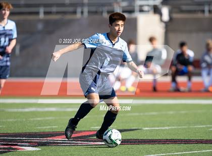 Thumbnail 2 in Lee [Robert E.] vs Bellarmine College Prep (North Texas Elite Showcase) photogallery.