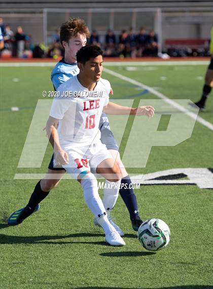 Thumbnail 2 in Lee [Robert E.] vs Bellarmine College Prep (North Texas Elite Showcase) photogallery.