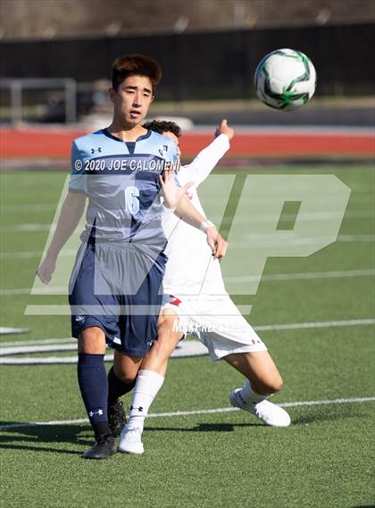 Thumbnail 2 in Lee [Robert E.] vs Bellarmine College Prep (North Texas Elite Showcase) photogallery.