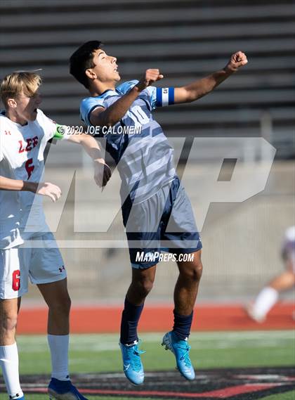 Thumbnail 3 in Lee [Robert E.] vs Bellarmine College Prep (North Texas Elite Showcase) photogallery.
