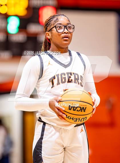 Thumbnail 1 in Lumberton @ South View photogallery.