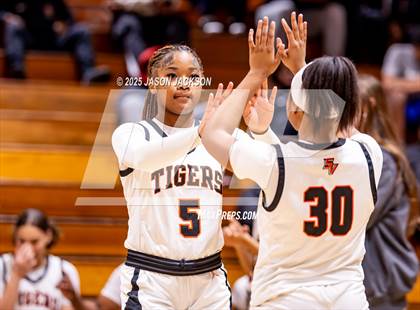 Thumbnail 1 in Lumberton @ South View photogallery.